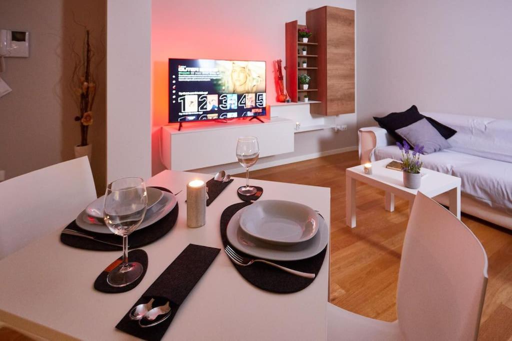 Center Aviano Comfort Suite Free Parking Wifi 外观 照片