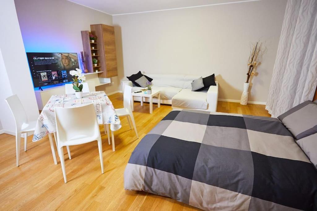 Center Aviano Comfort Suite Free Parking Wifi 外观 照片